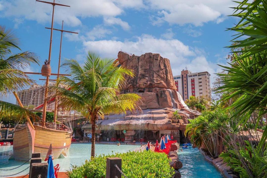 Hotel Spazzio Diroma Cafe Da Manha E Acesso Ao Acqua Park กัลดัสโนวัส ภายนอก รูปภาพ