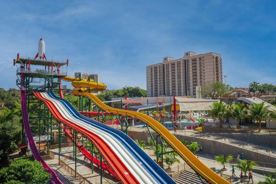 Hotel Spazzio Diroma Cafe Da Manha E Acesso Ao Acqua Park กัลดัสโนวัส ภายนอก รูปภาพ